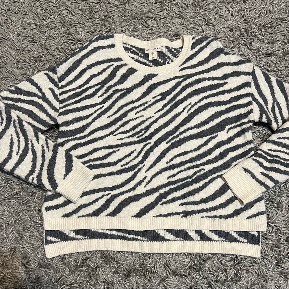 Yet Again Zebra Sweater L